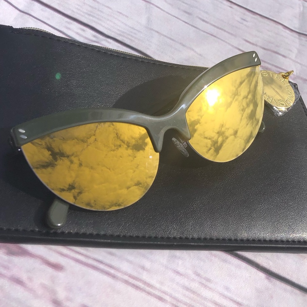 🆕 Stella McCartney Green & Gold Core Sunglasses (810)